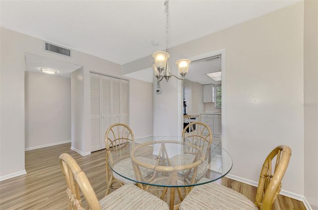 102 CAPRI ISLES BOULEVARD 206, Venice, FL 34292