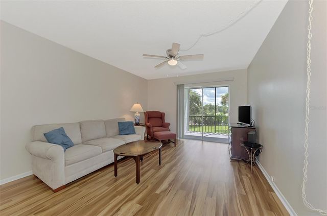 102 CAPRI ISLES BOULEVARD 206, Venice, FL 34292