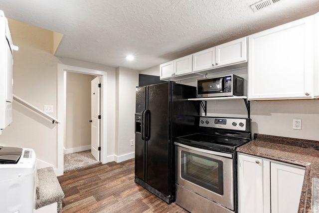 183 E SANDPIPER LN, Saratoga Springs, UT 84045