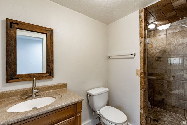 183 E SANDPIPER LN, Saratoga Springs, UT 84045