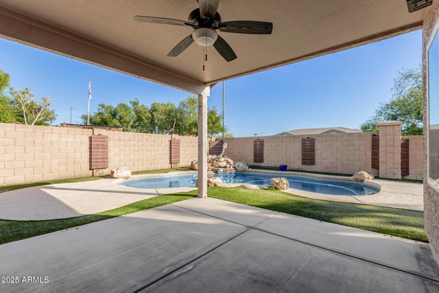 1567 N Tucana Court, Gilbert, AZ 85234