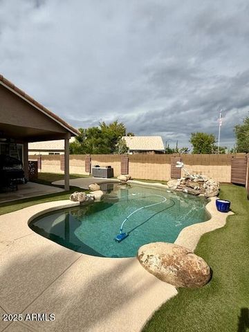 1567 N Tucana Court, Gilbert, AZ 85234