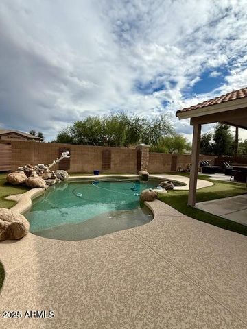 1567 N Tucana Court, Gilbert, AZ 85234