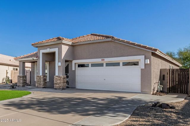 1567 N Tucana Court, Gilbert, AZ 85234