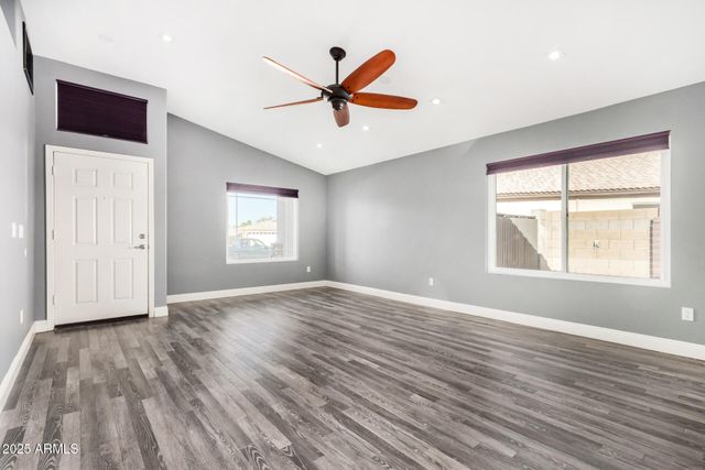 1567 N Tucana Court, Gilbert, AZ 85234