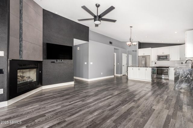 1567 N Tucana Court, Gilbert, AZ 85234