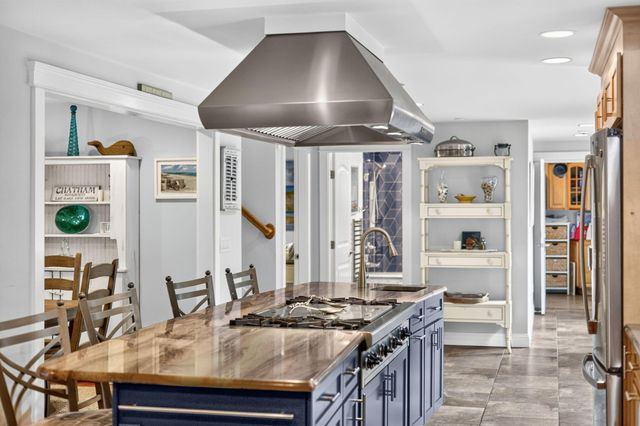 20 Circle Drive, South Chatham, MA 02659