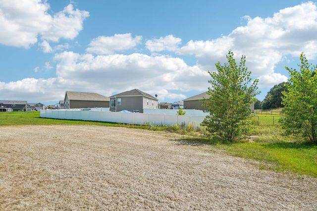 5323 397th Street, North Branch, MN 55056