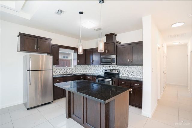 1711 W Smith Drive 3, Pharr, TX 78577