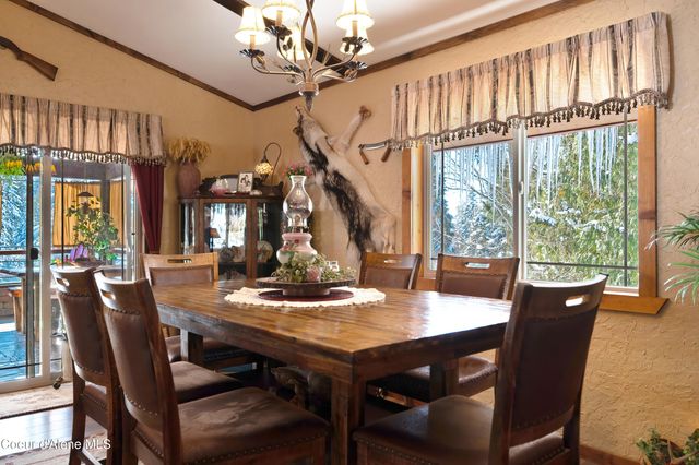 629 Flat Creek Rd, St. Maries, ID 83861