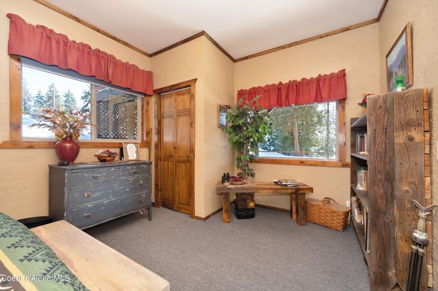 629 Flat Creek Rd, St. Maries, ID 83861