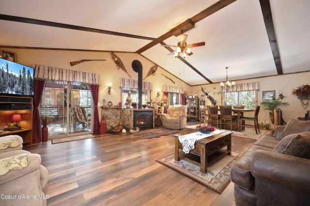 629 Flat Creek Rd, St. Maries, ID 83861