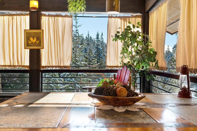 629 Flat Creek Rd, St. Maries, ID 83861