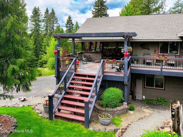 629 Flat Creek Rd, St. Maries, ID 83861