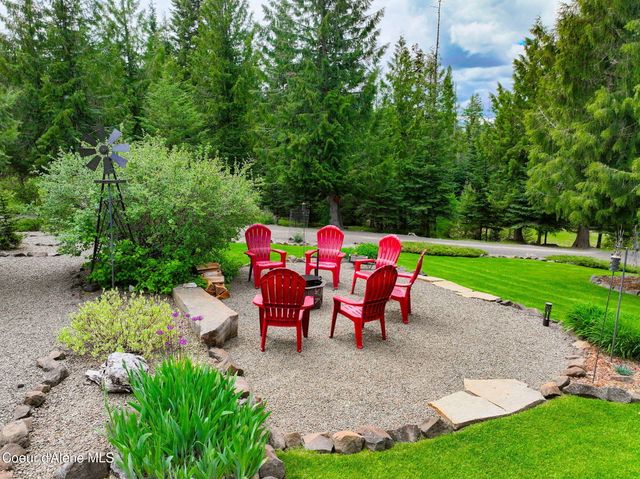 629 Flat Creek Rd, St. Maries, ID 83861