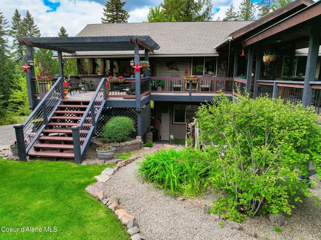 629 Flat Creek Rd, St. Maries, ID 83861