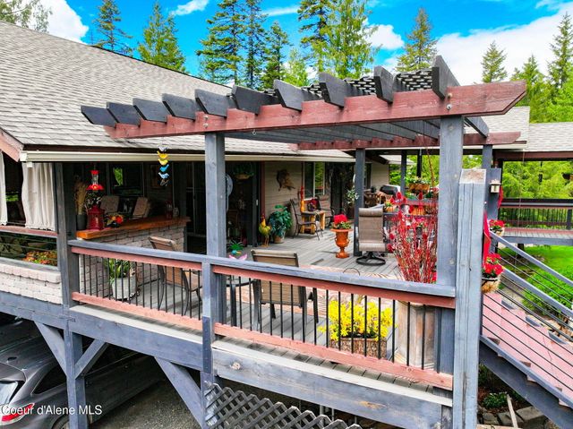 629 Flat Creek Rd, St. Maries, ID 83861