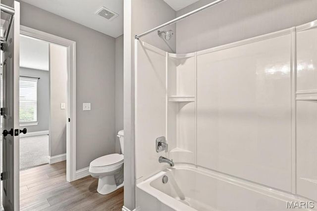 5150 Greensfelder Valley Court, Eureka, MO 63025