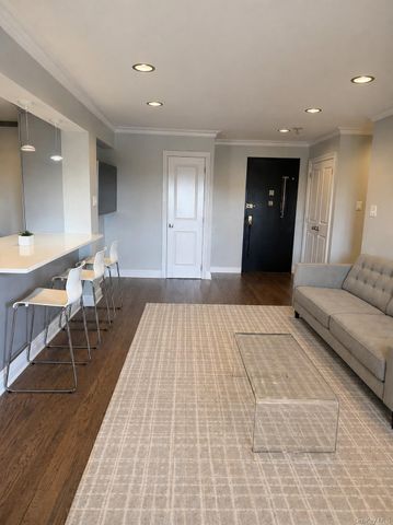 151-35 84th Street 2M, Howard Beach, NY 11414