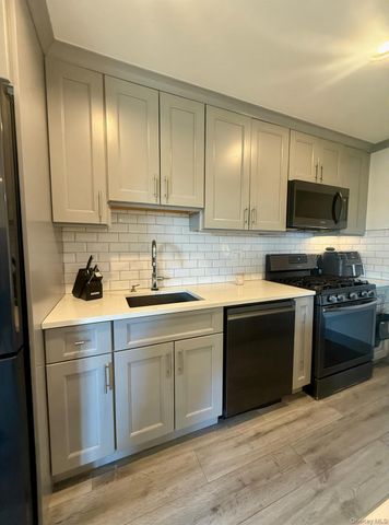 151-35 84th Street 2M, Howard Beach, NY 11414