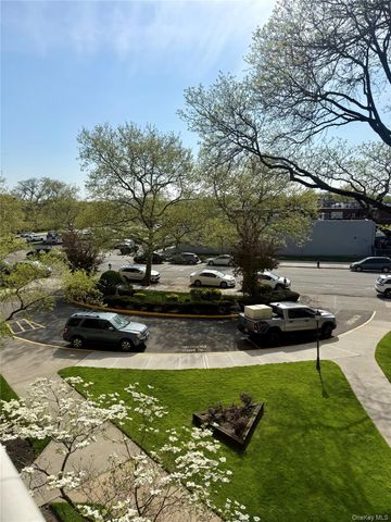 151-35 84th Street 2M, Howard Beach, NY 11414