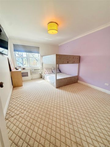 151-35 84th Street 2M, Howard Beach, NY 11414