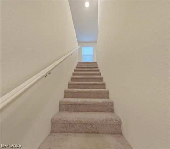 7024 Cottage Vista Avenue, Las Vegas, NV 89113