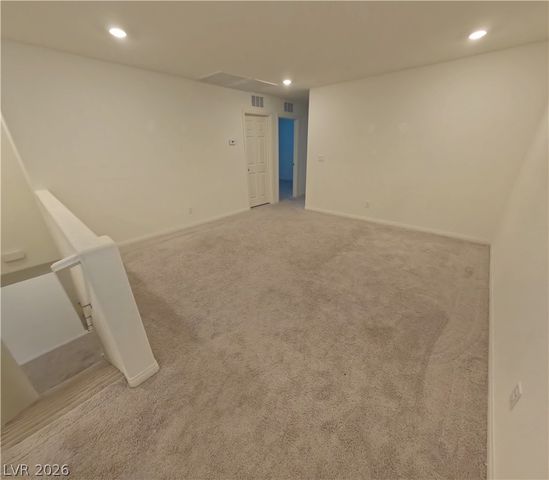 7024 Cottage Vista Avenue, Las Vegas, NV 89113