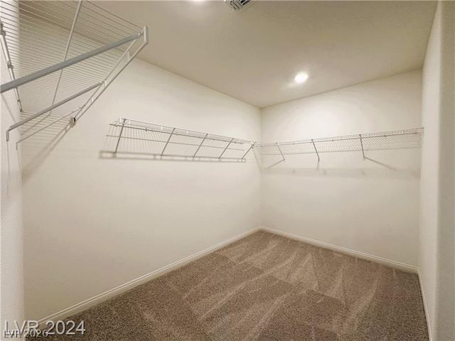 7024 Cottage Vista Avenue, Las Vegas, NV 89113