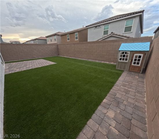 7024 Cottage Vista Avenue, Las Vegas, NV 89113