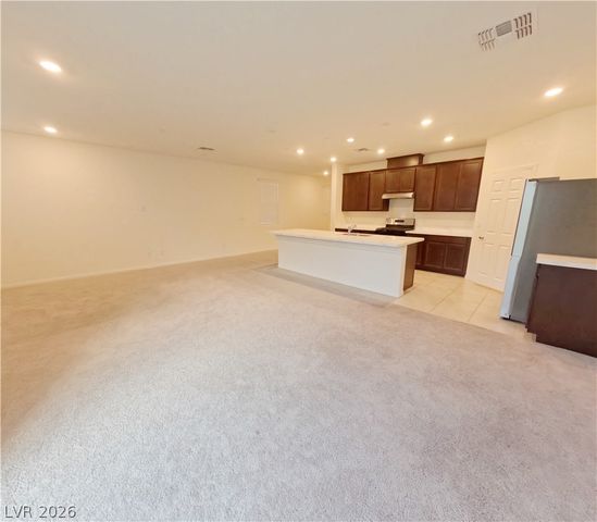 7024 Cottage Vista Avenue, Las Vegas, NV 89113