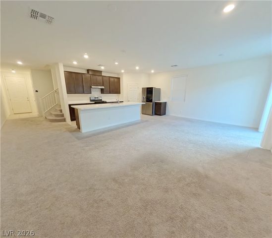 7024 Cottage Vista Avenue, Las Vegas, NV 89113