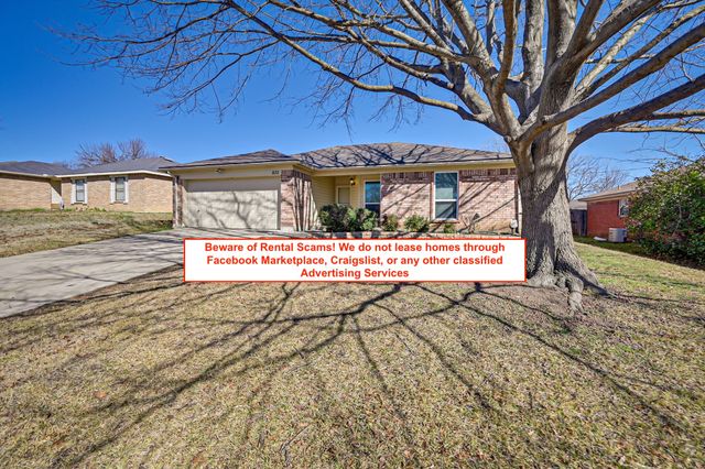 832 Blue Ridge Drive, Burleson, TX 76028