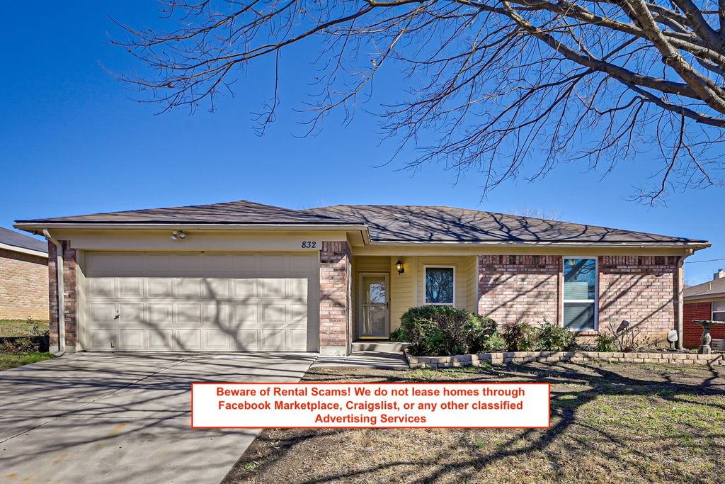 832 Blue Ridge Drive, Burleson, TX 76028