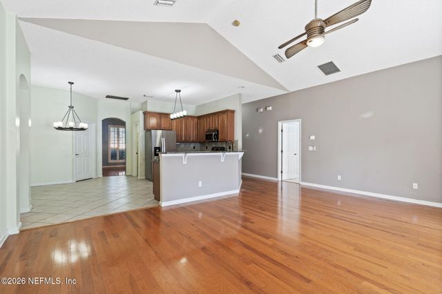 3801 HIDDEN VIEW Drive, Orange Park, FL 32065