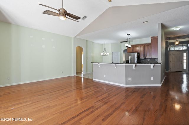 3801 HIDDEN VIEW Drive, Orange Park, FL 32065