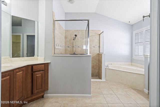 3801 HIDDEN VIEW Drive, Orange Park, FL 32065