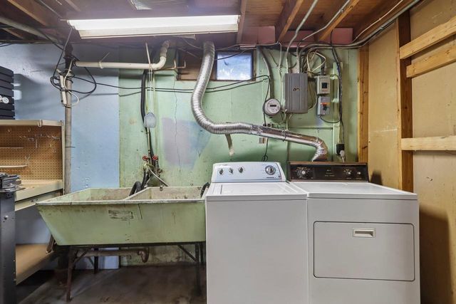 1937 Tennyson Lane, Madison, WI 53704