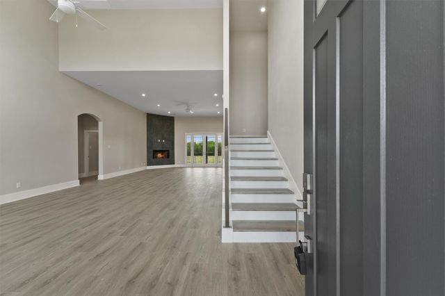 1900 Lezak Road, Sealy, TX 77474