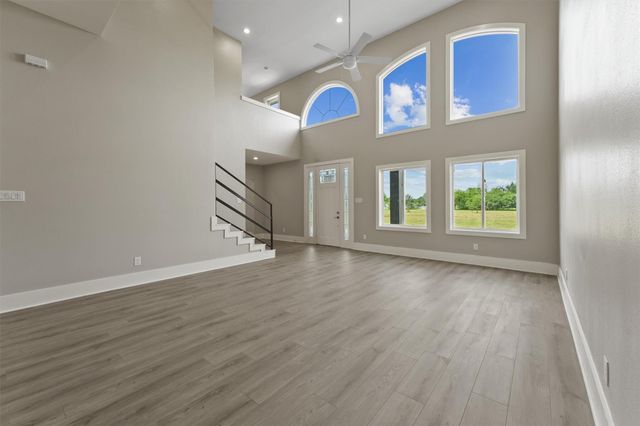 1900 Lezak Road, Sealy, TX 77474