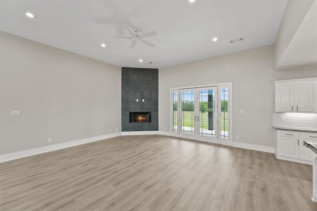 1900 Lezak Road, Sealy, TX 77474