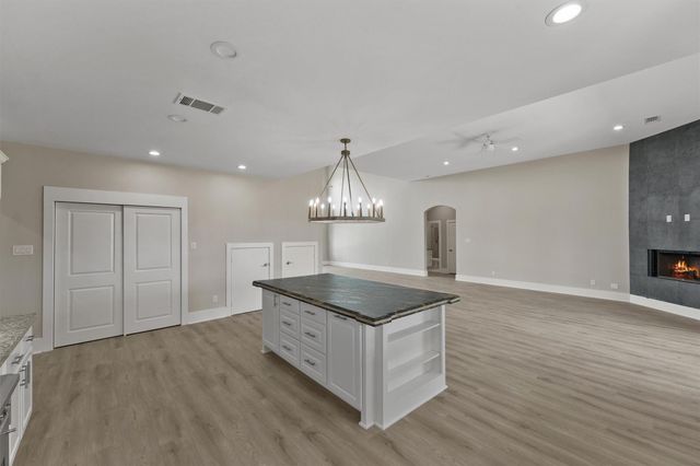 1900 Lezak Road, Sealy, TX 77474