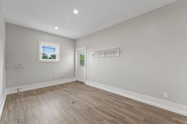 1900 Lezak Road, Sealy, TX 77474