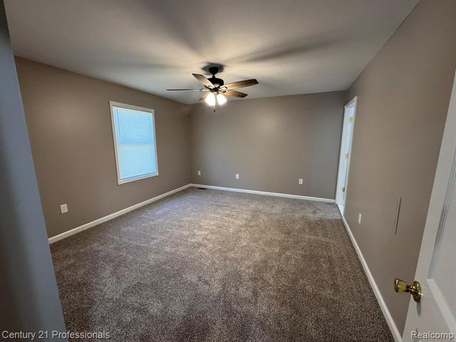 31495 Cambridge Street, Garden City, MI 48135