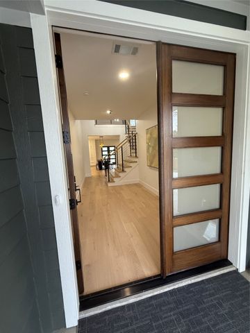 1018 Grandview Avenue, Dallas, TX 75223