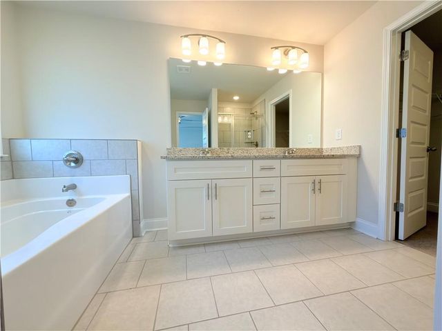 470 HELLEN VALLEY Drive, Braselton, GA 30517