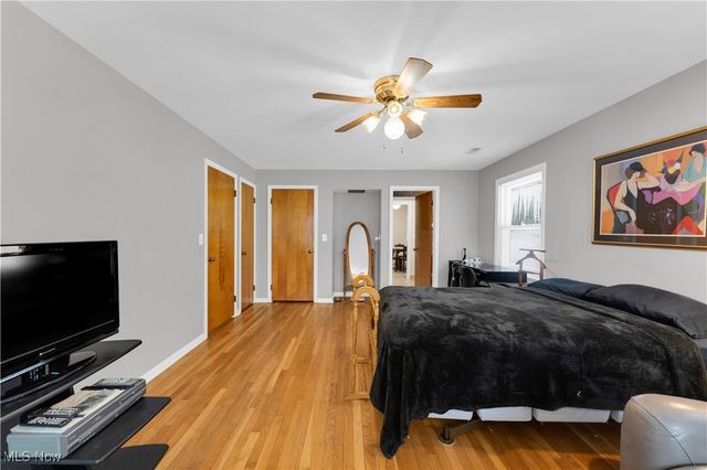 8556 Brecksville Road, Brecksville, OH 44141