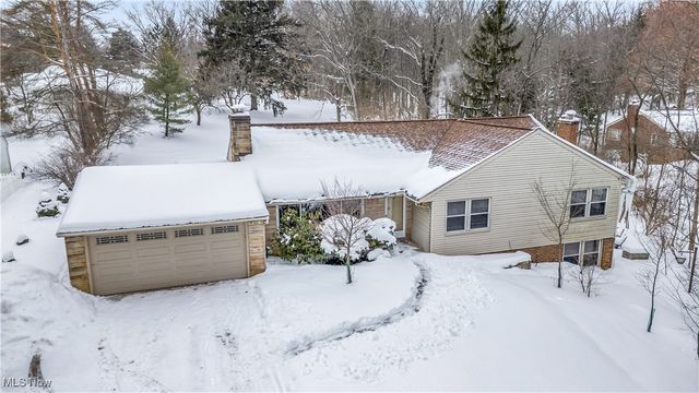 8556 Brecksville Road, Brecksville, OH 44141