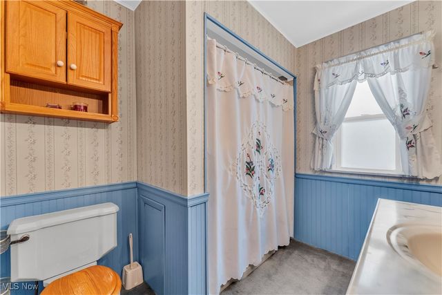 8556 Brecksville Road, Brecksville, OH 44141