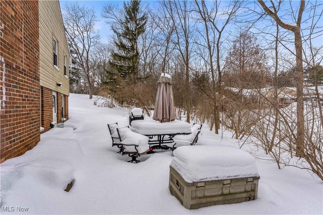 8556 Brecksville Road, Brecksville, OH 44141